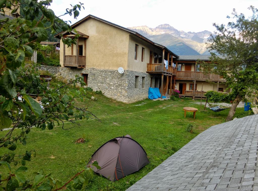 Guest House Keti Margiani เมสเตีย ภายนอก รูปภาพ