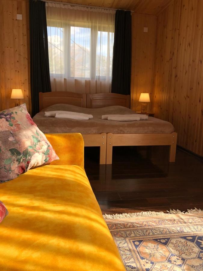 Guest House Keti Margiani เมสเตีย ภายนอก รูปภาพ