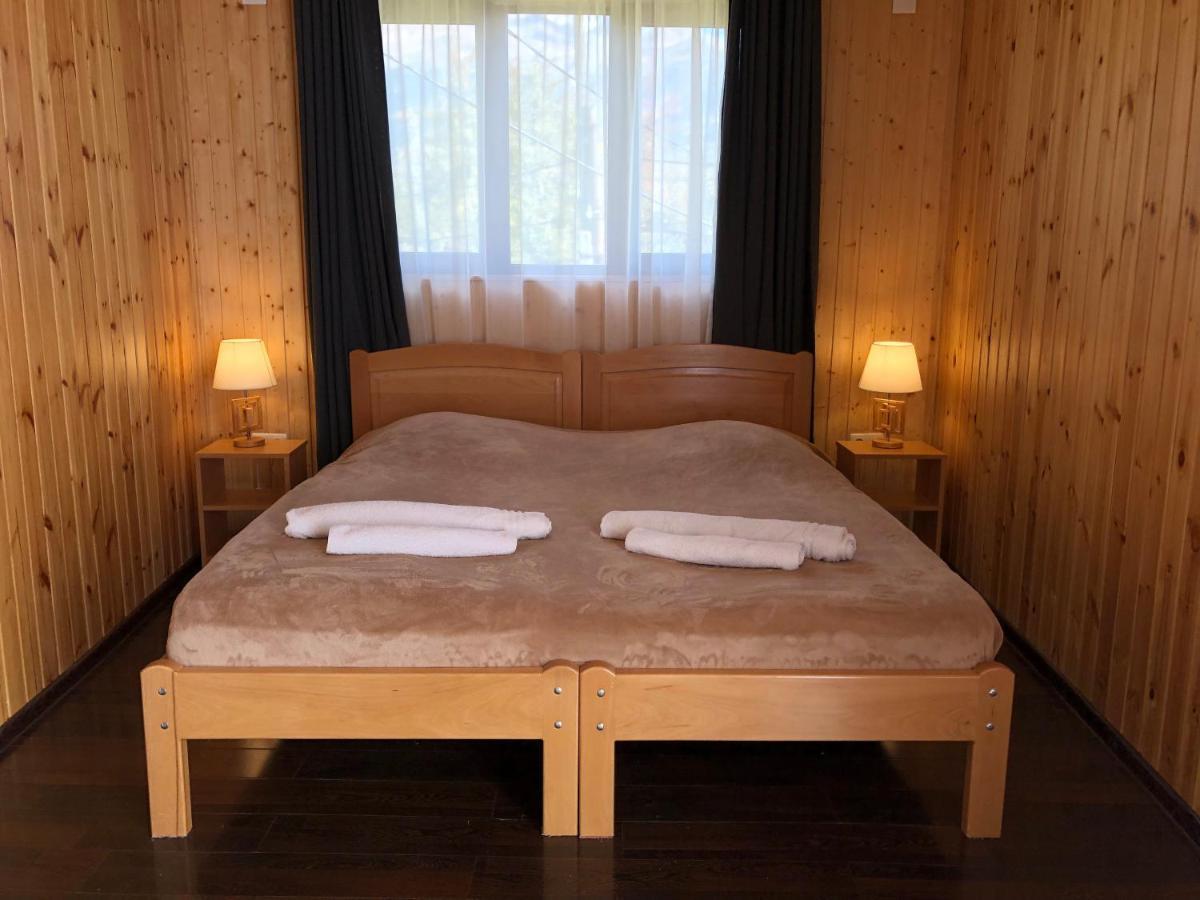 Guest House Keti Margiani เมสเตีย ภายนอก รูปภาพ
