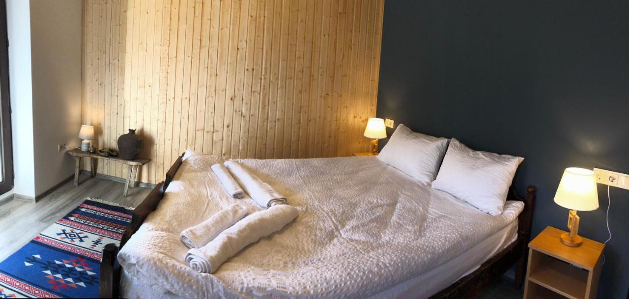Guest House Keti Margiani เมสเตีย ภายนอก รูปภาพ